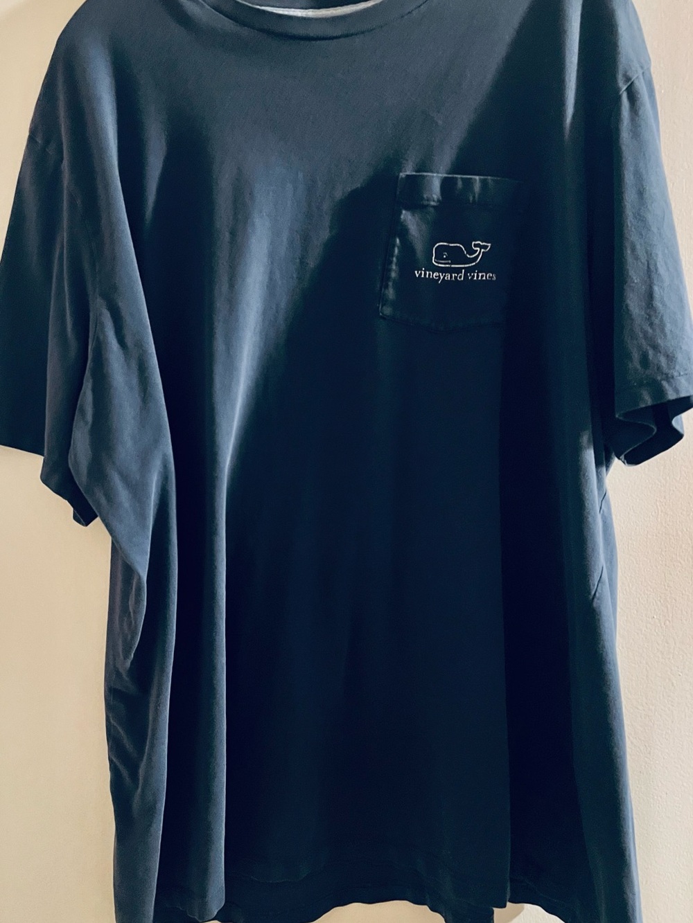 Vineyard Vines Navy Pocket Tee with Whale Logo XXL